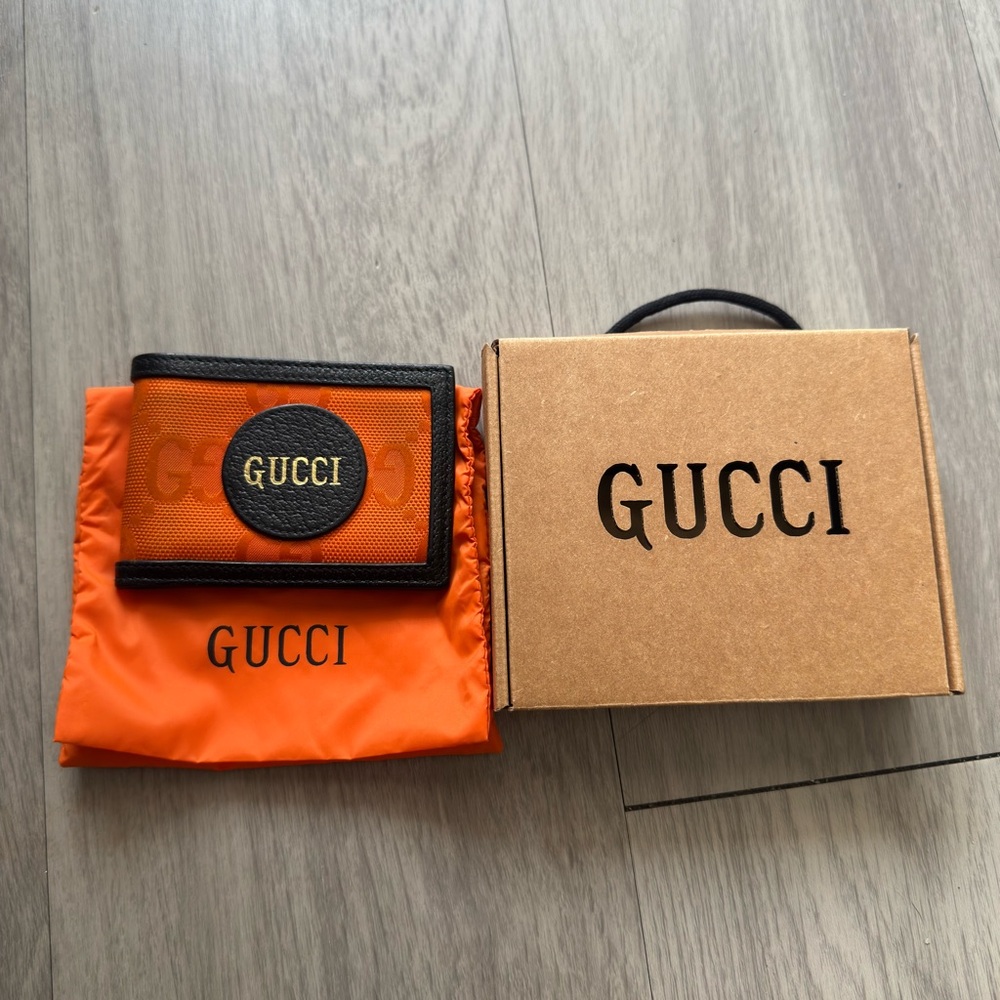 Gucci Black and Orange Key Holder